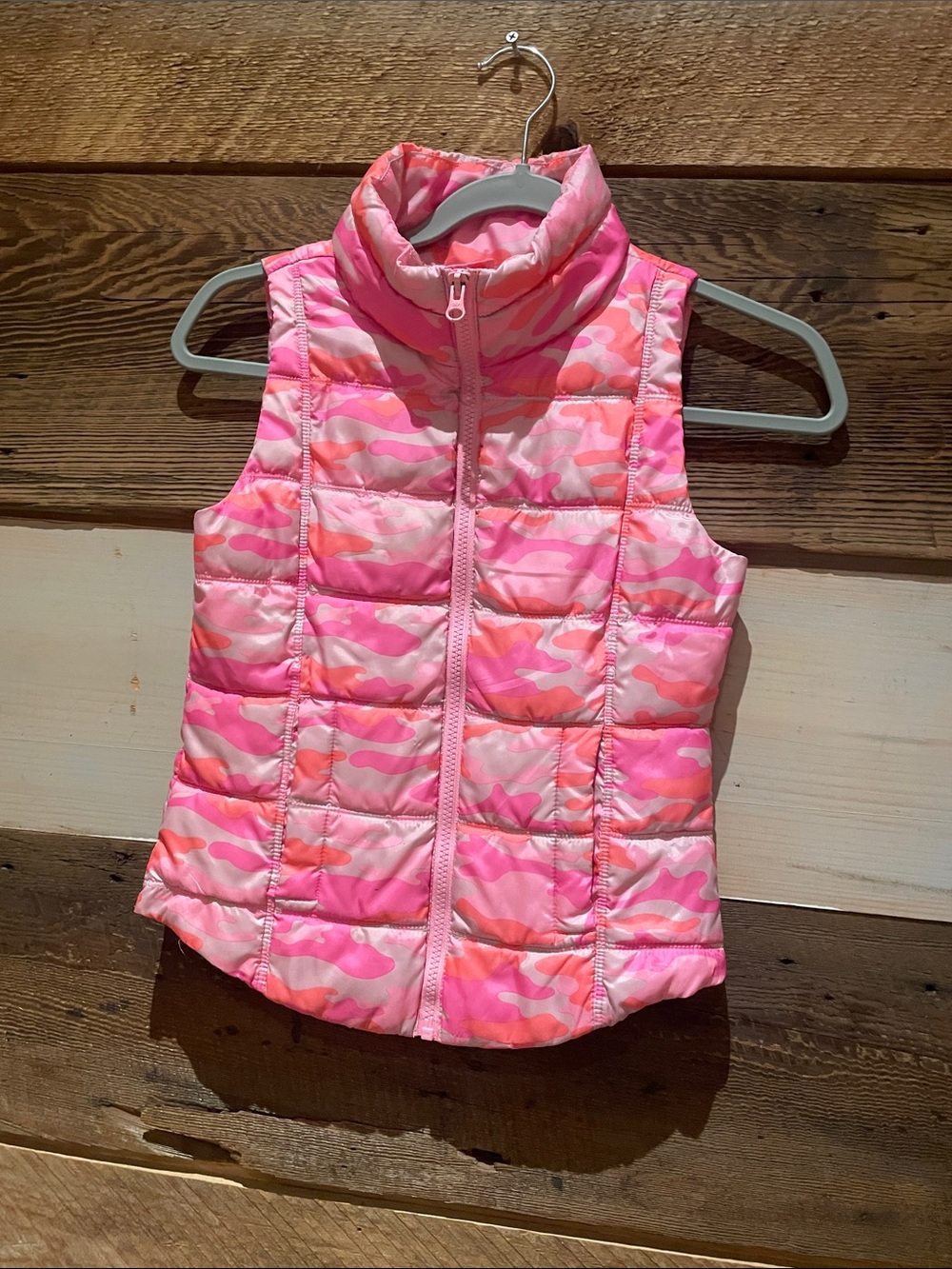 SO Pink Camouflage Quilted Puffer Vest